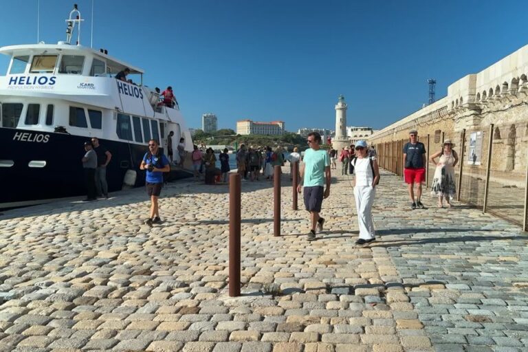 La réouverture de la digue du Large réjouit les habitants de Marseille