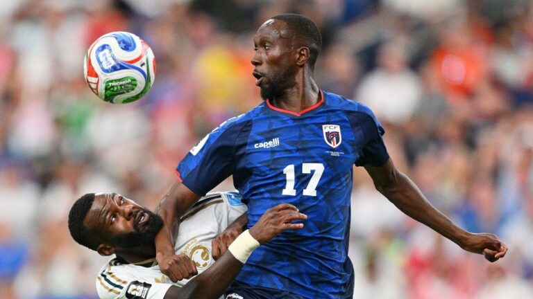 Coupe du monde : le Cap-Vert surprend, les équipes favorites avancent dans le tableau final.