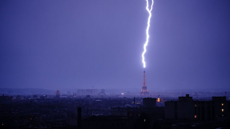 Orages violents en France : foudre, vent et grêle après la canicule de samedi soir