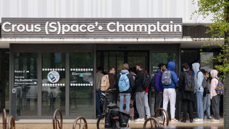 Les étudiants non européens et non boursiers exclus de l’APL en France.