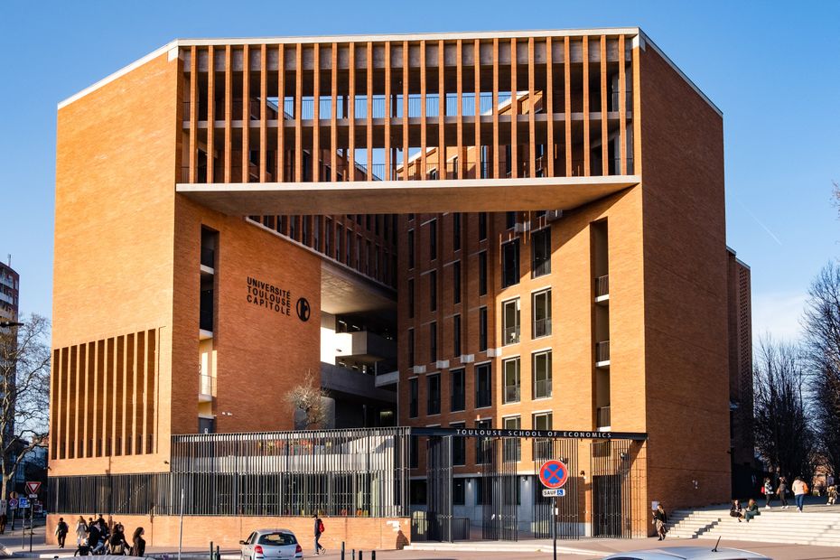 Racisme à TSE : un étudiant sanctionné pour propos injurieux et salut nazi.