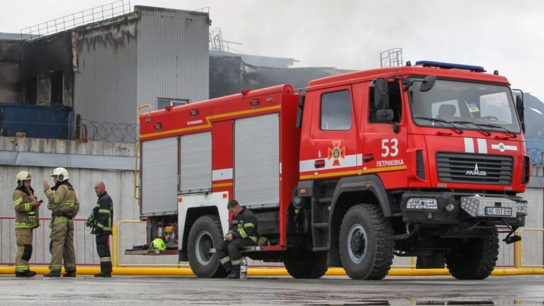 Frappe de missile russe à Dnipro : au moins cinq morts confirmés en Ukraine