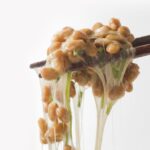 Natto : le plat japonais gluant qui gagne en popularité en France.