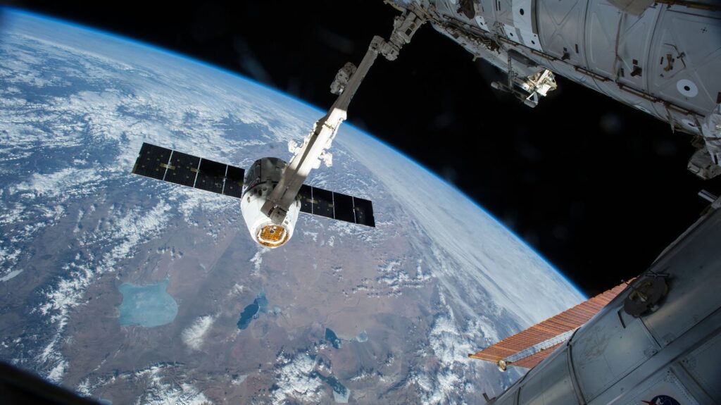 Deux astronautes de l’ISS effectueront une sortie de 6h30 pour des travaux essentiels.