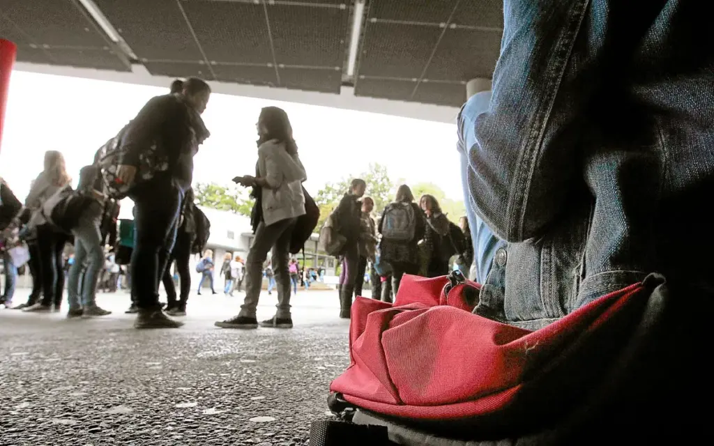 Harcèlement scolaire : un père confronte les élèves dans une vidéo révélatrice