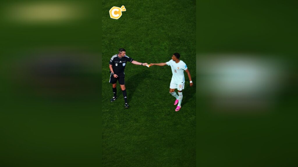 Mbappé accusé de dictature : débats sur son influence dans le football français