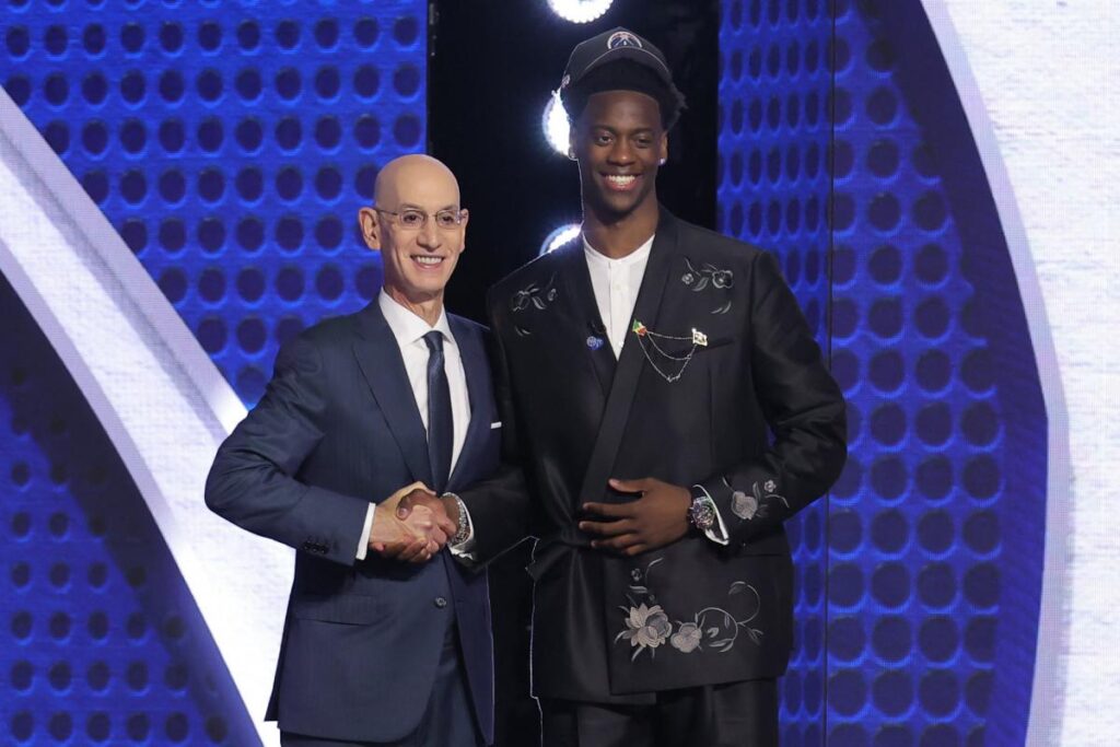 AJ Dybantsa sélectionné en premier choix de la Draft par les Washington Wizards.