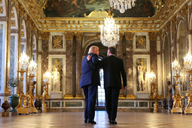 États-Unis et Iran signent un accord pour réduire les tensions régionales.