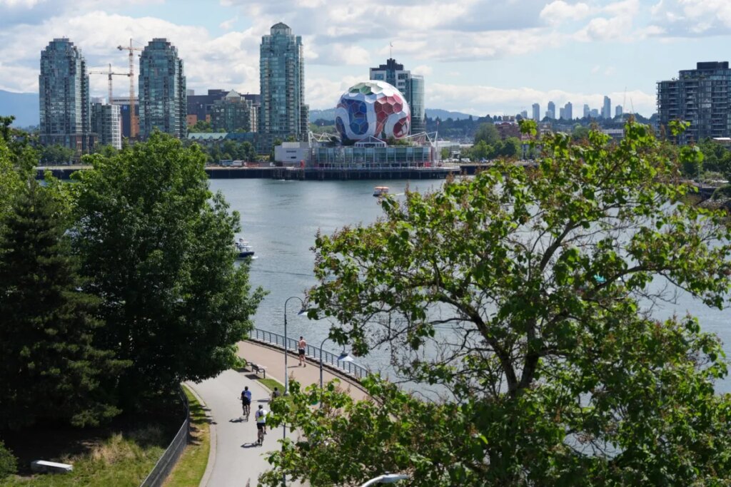 Vancouver maintient ses activités pendant que la Suisse profite des retombées économiques.