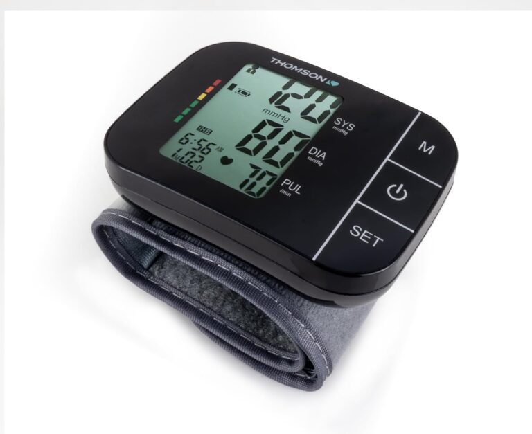 Thomson W7 : Moniteur de pression artérielle conforme MDR, compact et léger.