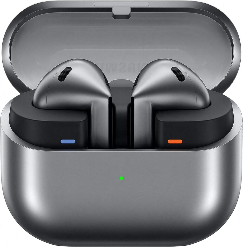 Samsung présente les Galaxy Buds3 avec ANC et audio 360° en intégrant un étui Clear Case.