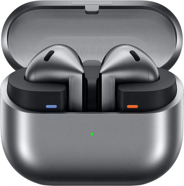 Samsung présente les Galaxy Buds3 avec ANC et audio 360° en intégrant un étui Clear Case.