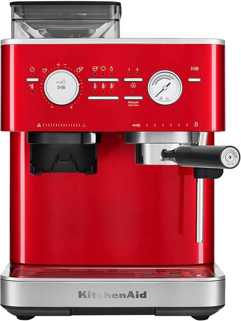 KitchenAid lance une machine à café semi-automatique avec broyeur intégré pour espresso et cappuccino
