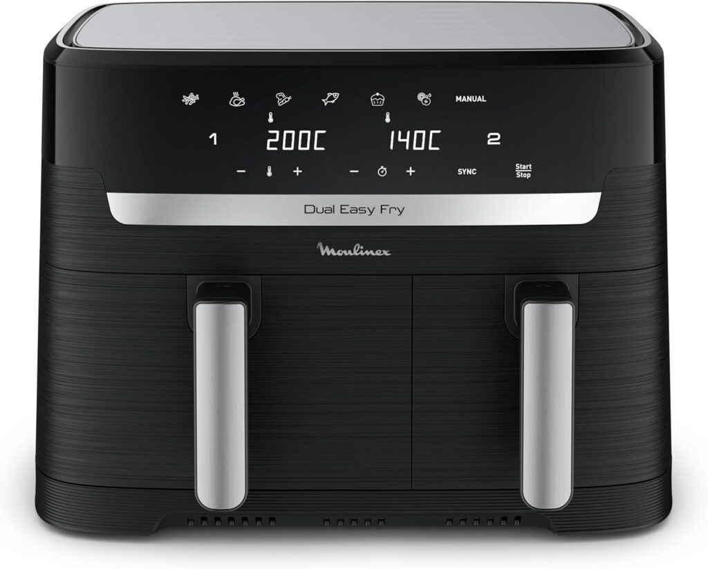 Moulinex lance l’Easy Fry Essential en acier inoxydable, capacité 8,3L, pour jusqu’à 8 personnes.