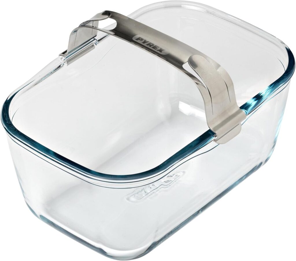 PYREX lance un plat de cuisson en verre pour friteuses à air avec poignée en acier inoxydable.