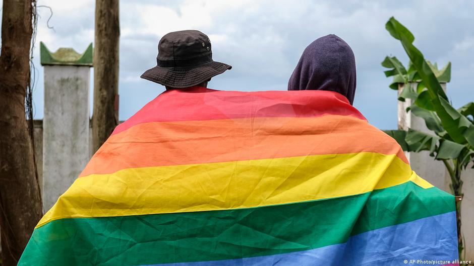 Homosexualité en Afrique : une réalité historique et ses enjeux contemporains.