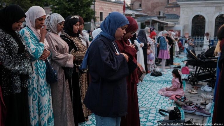 Musulmanes et féministes en Turquie : tensions autour des droits des femmes.