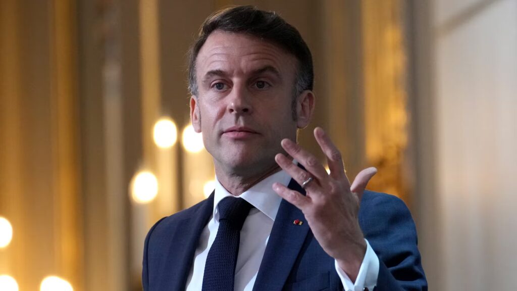 Macron déclare que l’Afrique a « oublié de dire merci » à la France, des dirigeants répondent.