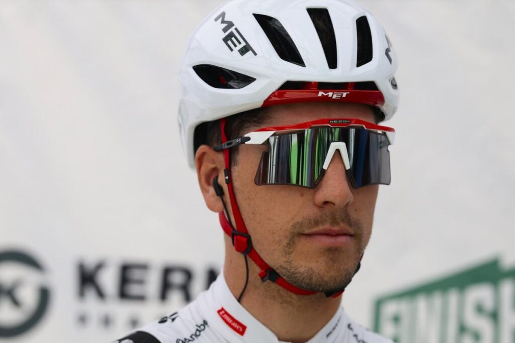 Joao Almeida abandonne avant la 7e étape du Tour Auvergne-Rhône-Alpes.