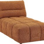 Vente-Unique lance la chaise longue APOLIU en tissu texturé terracotta en France.