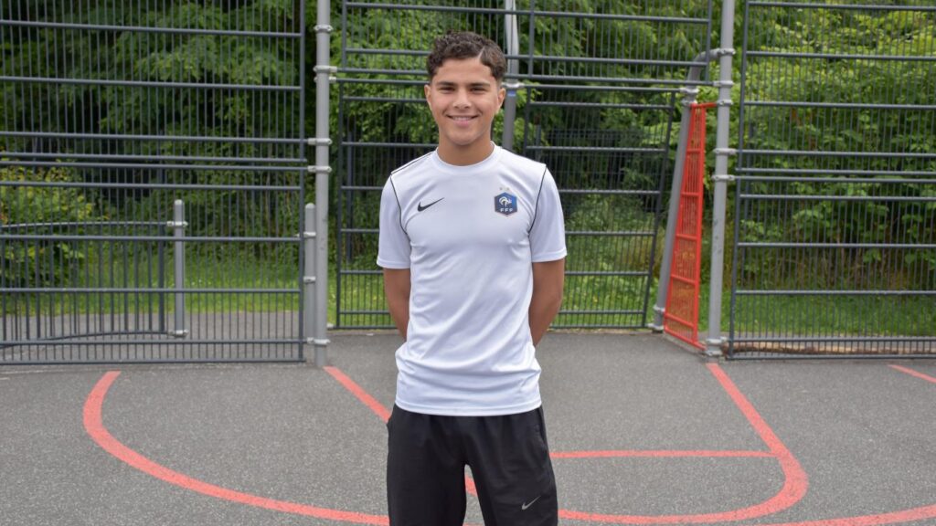 Dalil Benaïssi, 15 ans, participe à un stage avec l’équipe de France U19 de futsal