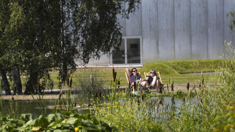 Le parc du Louvre-Lens accueille des statues du musée d’Orsay pour l’été.