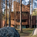 En Finlande, l&rsquo;héritage d&rsquo;Alvar Aalto dans l&rsquo;architecture moderniste contemporain.
