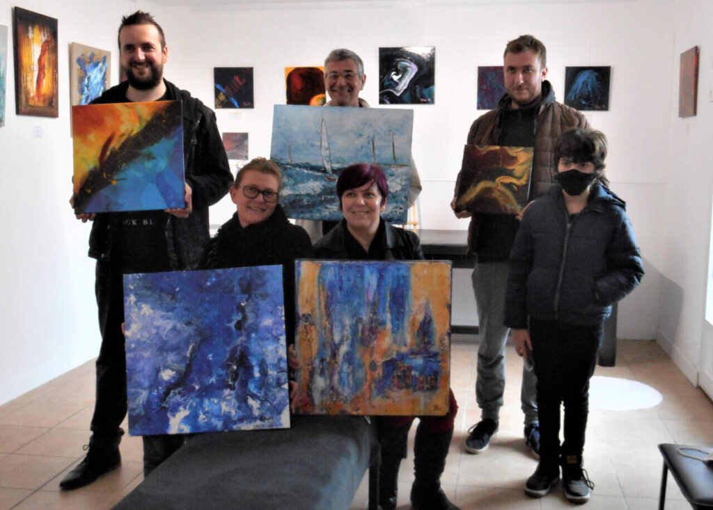 Décès de Laurence Royer, artiste et magnétiseuse reconnue à Cambremer, à 56 ans.