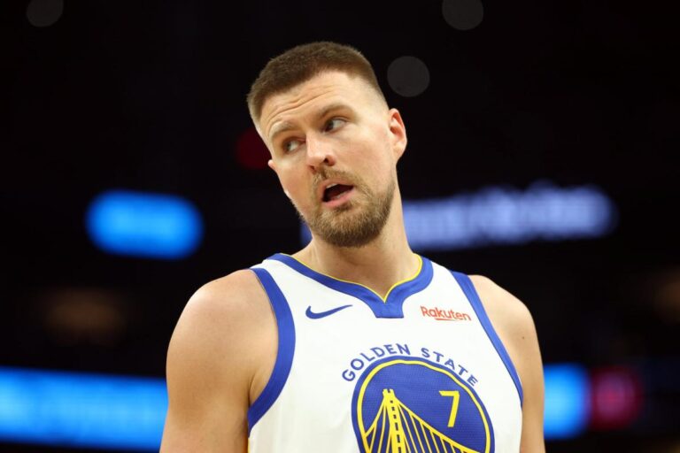 Kristaps Porzingis prolonge aux Warriors, des conditions se précisent pour LeBron James.