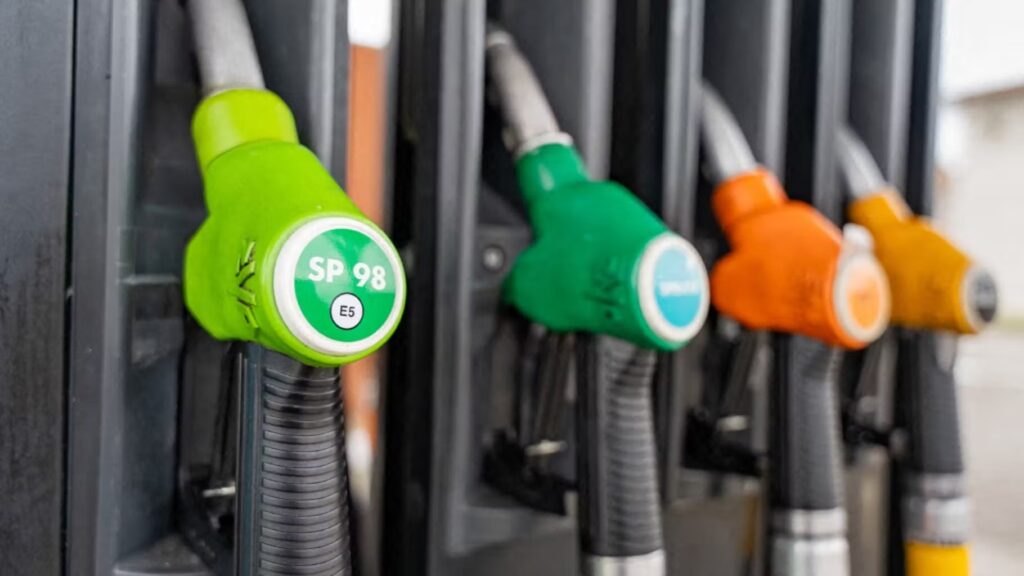 Prix du carburant : L’aide de 100 euros aux grands rouleurs toujours non versée.