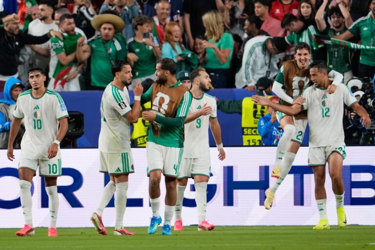 Mondial 2026 : les joueurs binationaux algériens et leur choix de représenter la France