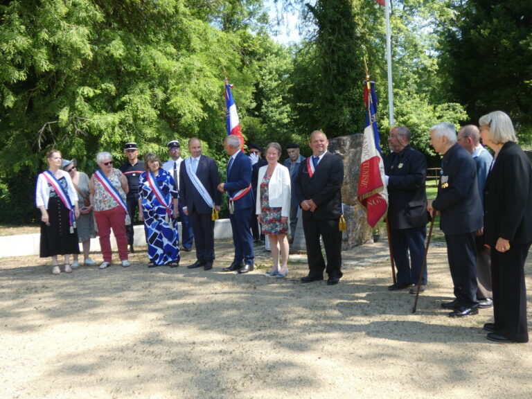 Longny-les-Villages : élus, anciens combattants et écoliers commémorent l’appel du 18 juin