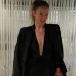 Olivia Wilde remet au goût du jour les robes d&rsquo;inspiration victorienne dans la mode actuelle.