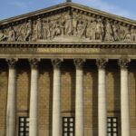 Le gouvernement abandonne le projet de loi sur l&rsquo;État local en raison de tensions politiques.
