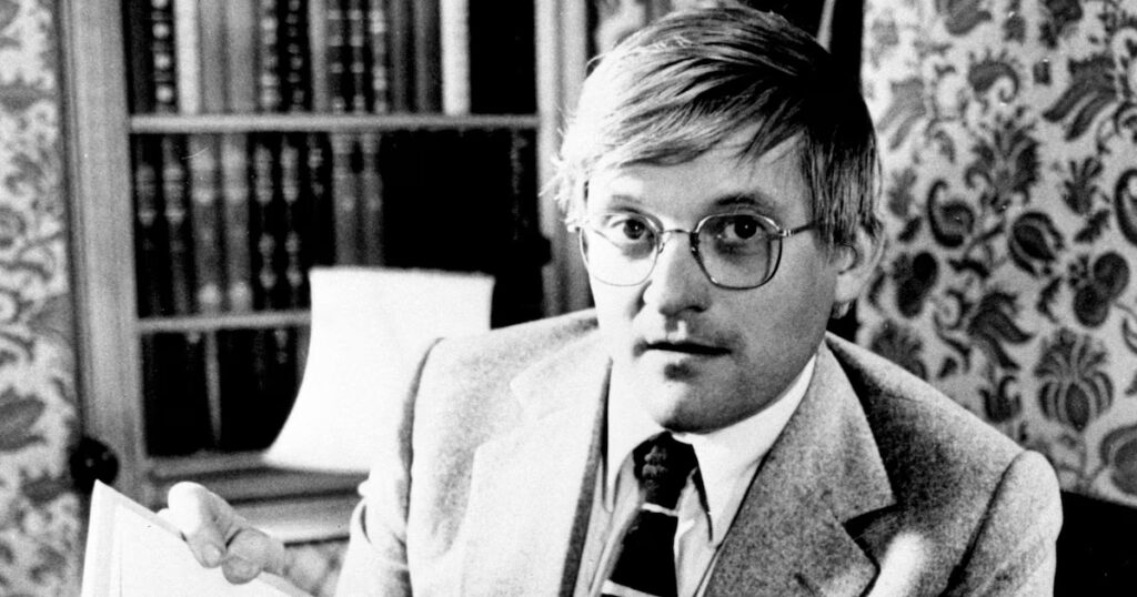 Mort de David Hockney : retour sur le parcours de l’artiste britannique dans L’Express.