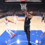 Wembanyama contribue à la victoire des Spurs contre les adversaires en NBA