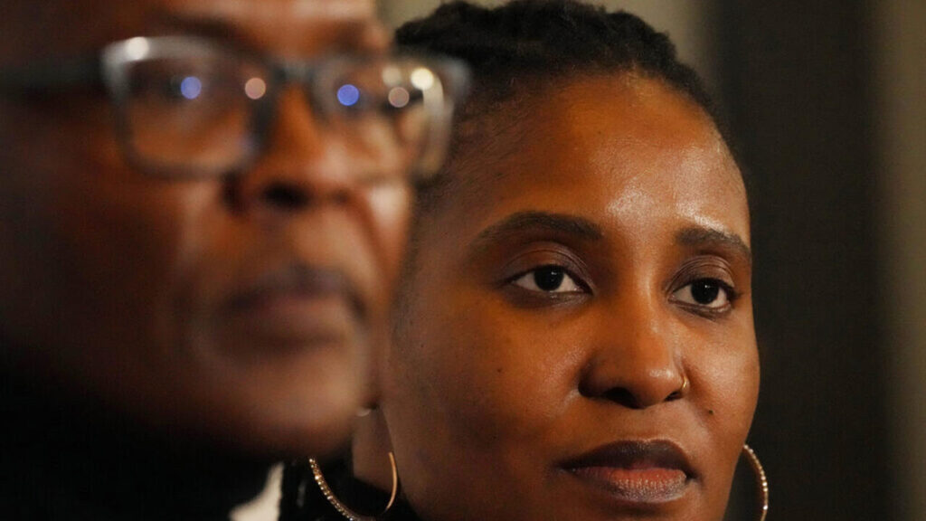 Duduzile Zuma exclue du parti MK en Afrique du Sud, conséquence de tensions internes.