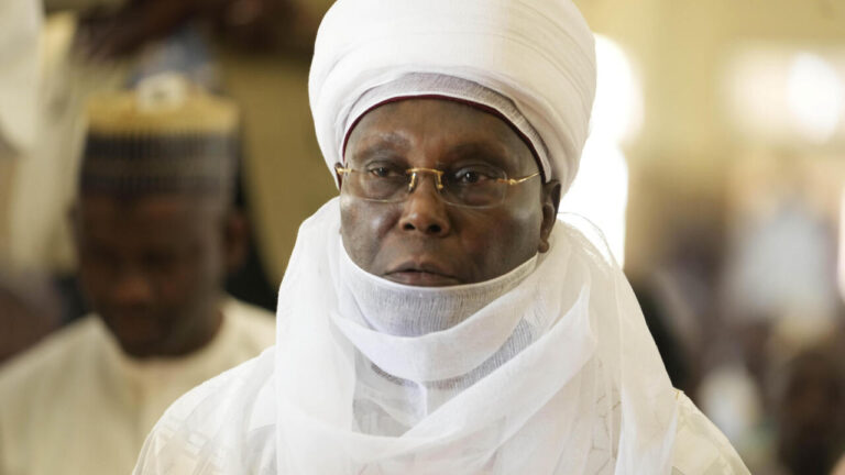 La justice nigériane ordonne la radiation de plusieurs partis politiques d’opposition.