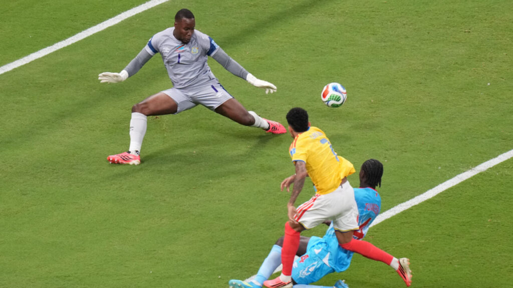 Coupe du monde 2026 : la RDC s’incline face à la Colombie malgré les arrêts de Lionel Mpasi.