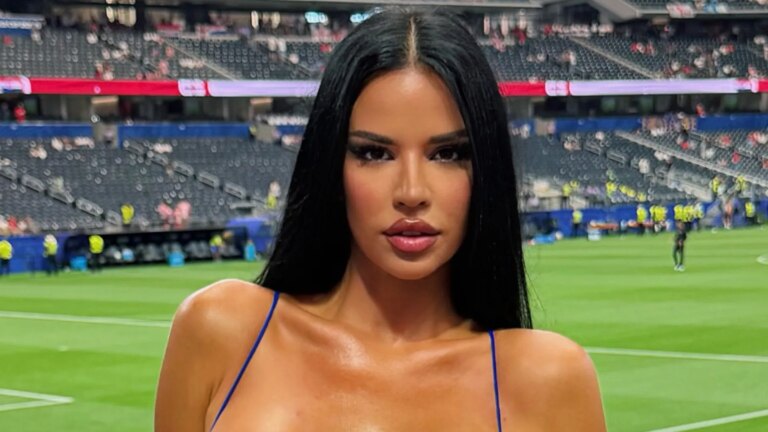 Une supportrice accusée de tenue inappropriée suscite un débat lors de la Coupe du monde