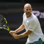 Adrian Mannarino bat Arthur Rinderknech et accède aux quarts de finale à Bois-le-Duc.