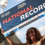 Record de France : Anaïs Bourgouin remporte le 800m lors du Meeting de Paris.