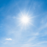 Dangers du soleil : recommandations de l&rsquo;OMS pour protéger sa peau efficacement.