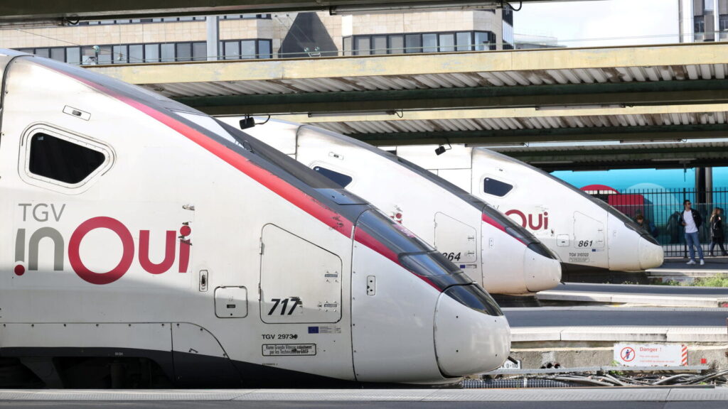 Grève à la SNCF : prévisions de trafic perturbé pour TGV, RER et Transilien mercredi.