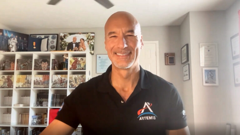 Luca Parmitano évoque la complexité de la mission Artemis III pour l’ESA.