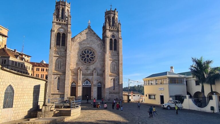 Madagascar : le Conseil œcuménique des Églises chrétiennes appelle à un dialogue national serein