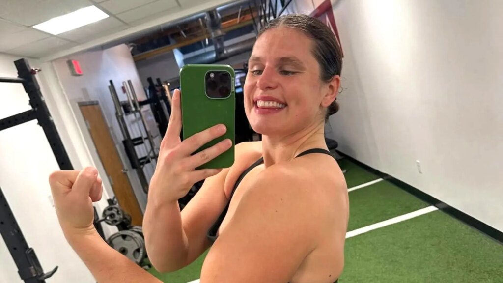 Ilona Maher répond aux critiques après son défilé en tenue de plage lors d’un événement sportif.