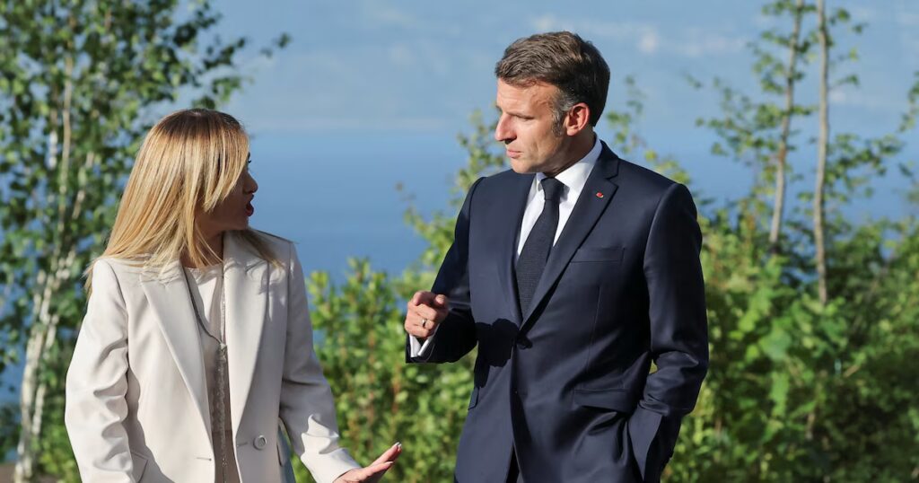 Macron et Meloni se rencontrent pour discuter de la coopération franco-italienne.