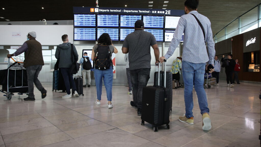 Roissy-CDG : les passagers attendent des standards internationaux d’ADP