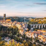 Fribourg : un festival entre nature et culture attire des visiteurs variés.